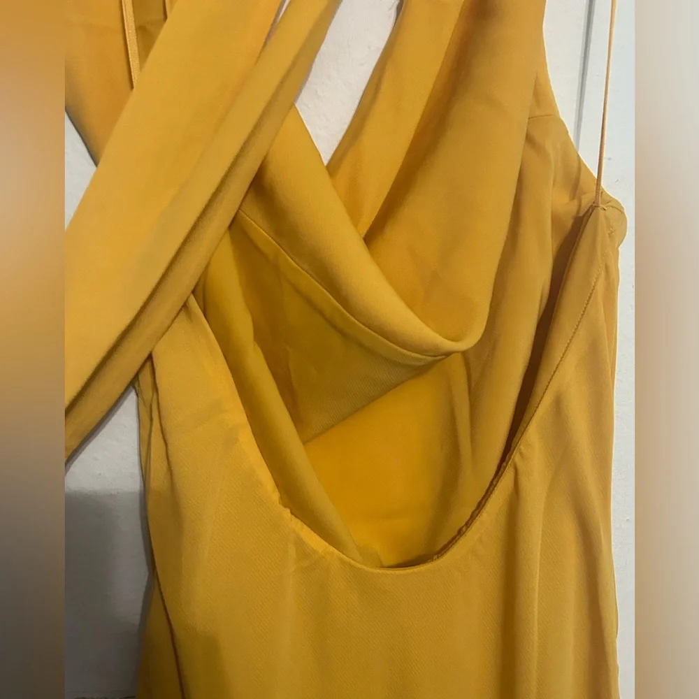 Abercrombie & Fitch / Cowl Neck Halter Maxi Dress Yellow Small